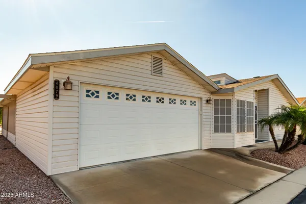 $218,000 | 3301 South Goldfield Road, Unit 4079, Apache Junction, AZ 85119