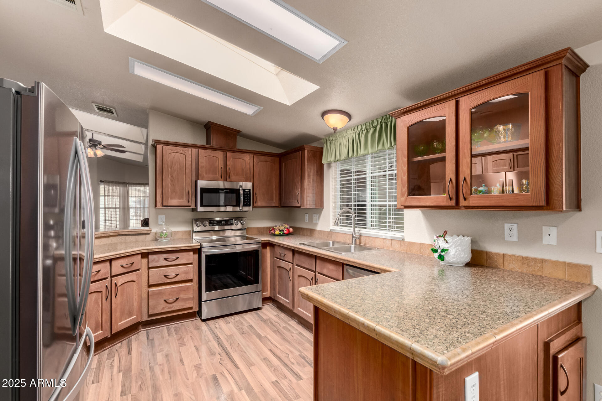 3301 South Goldfield Road, Unit 4079 Apache Junction, AZ 85119 - Photo 3 of 47 3301 S Goldfield Rd 4079