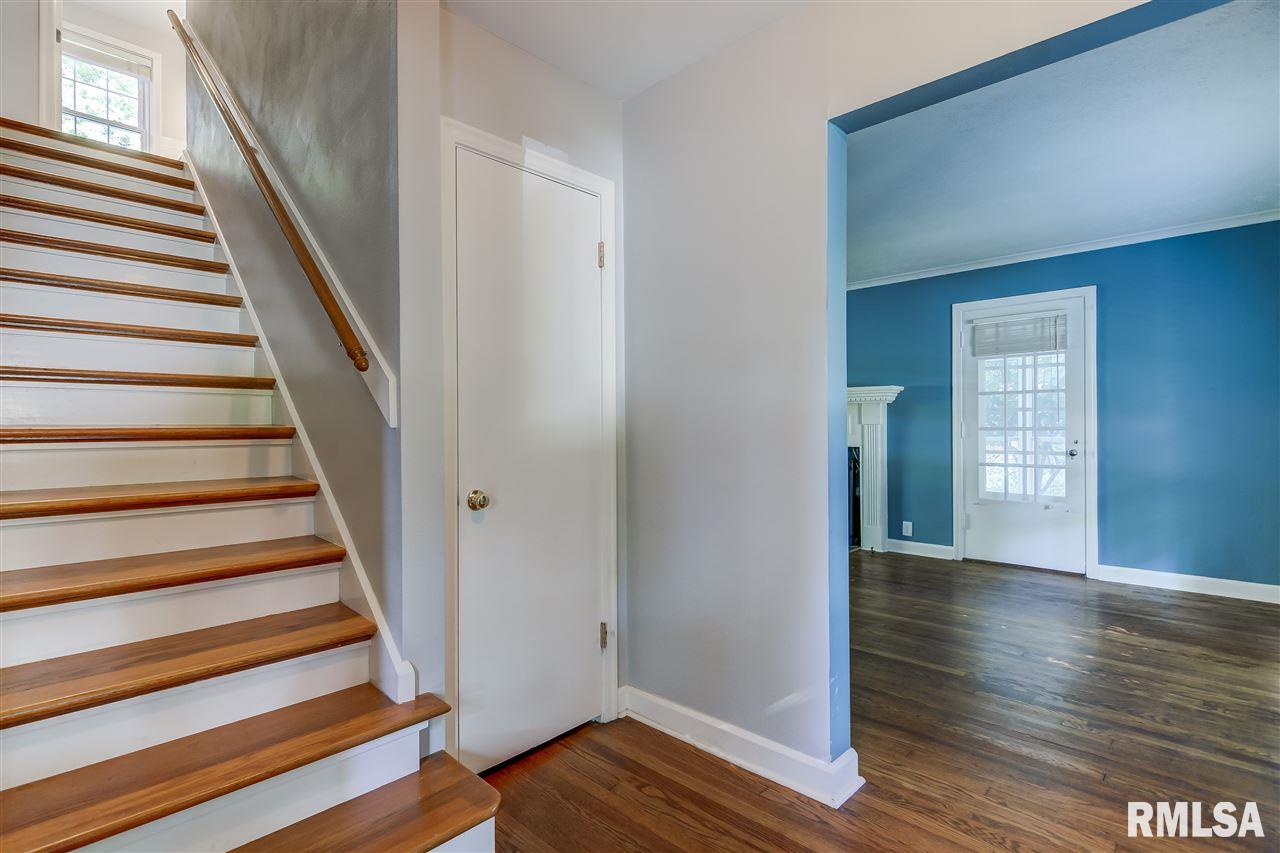 1831 South Illini Road Springfield, IL 62704 - Photo 13 of 32