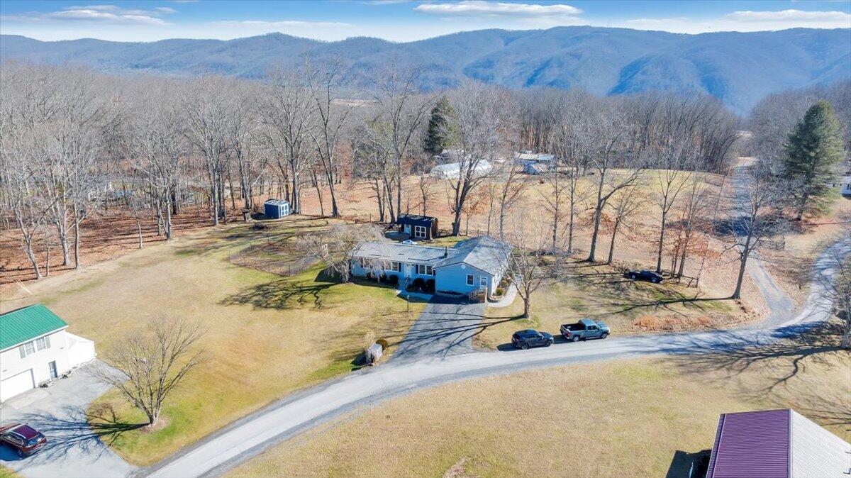 273 Anderson Estates Road Lewisburg, WV 24901 - Photo 56 of 64 Gallery Image 56