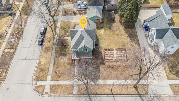 $375,000 | 913 West 5th Street, Appleton, WI 54914