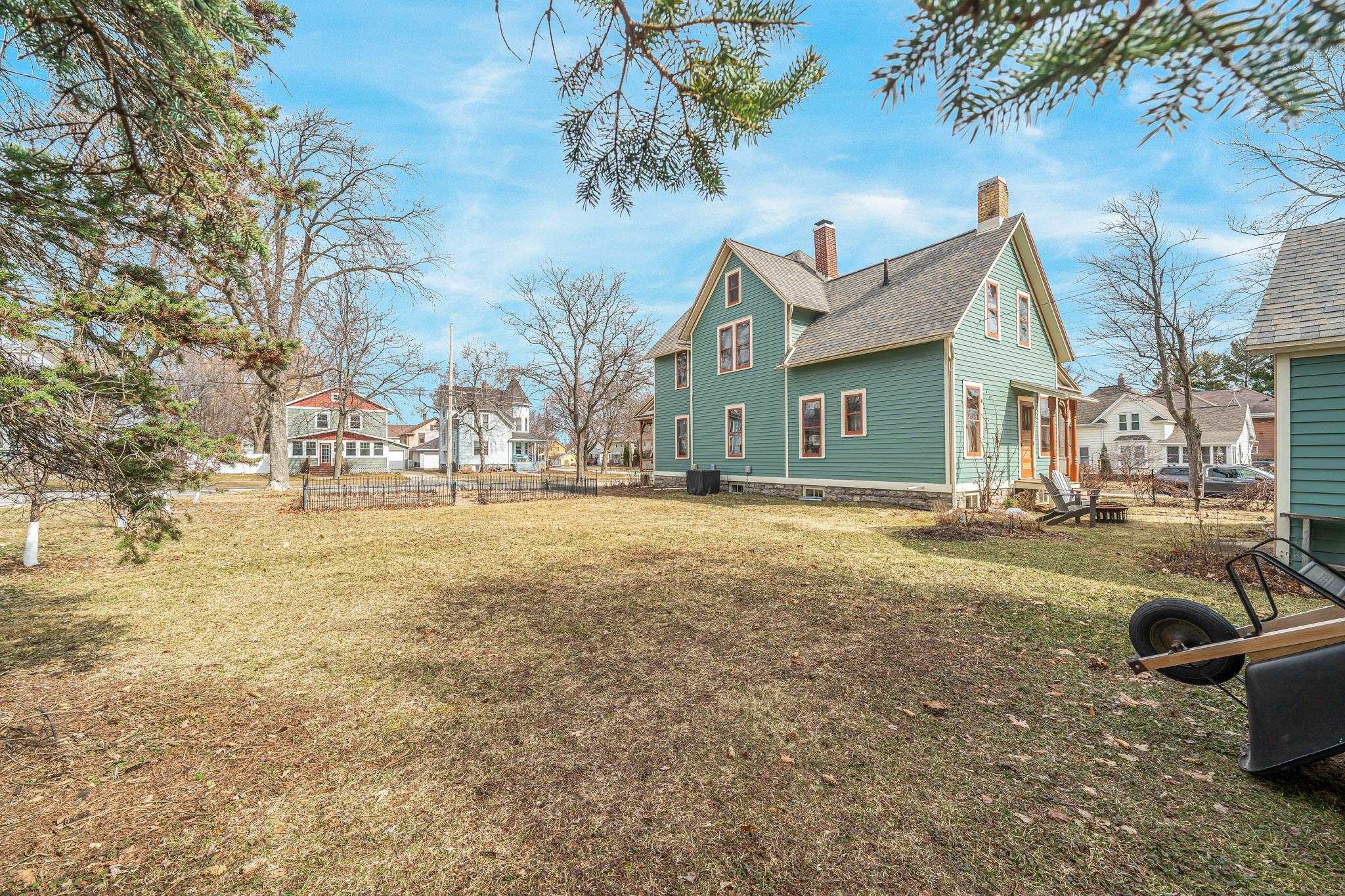 913 West 5th Street Appleton, WI 54914 - Photo 42 of 62