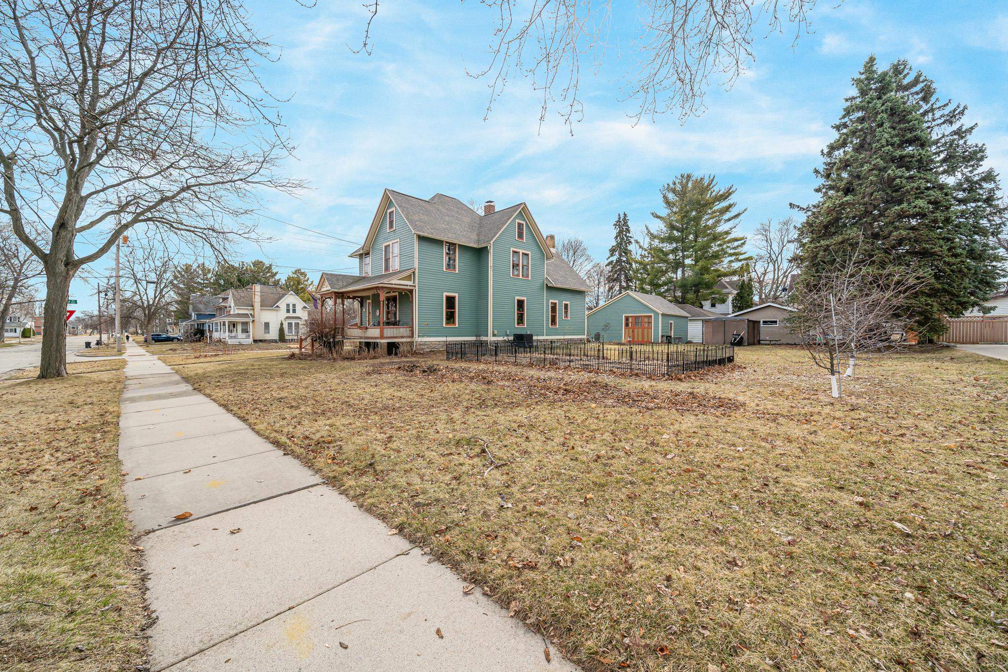 913 West 5th Street Appleton, WI 54914 - Photo 43 of 62