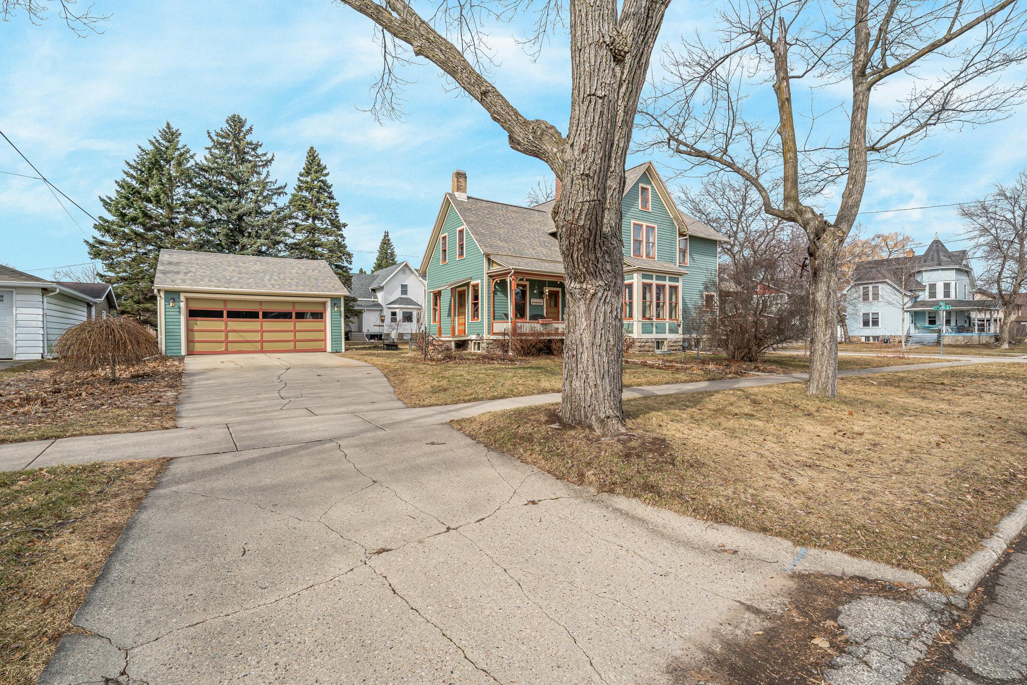 913 West 5th Street Appleton, WI 54914 - Photo 44 of 62
