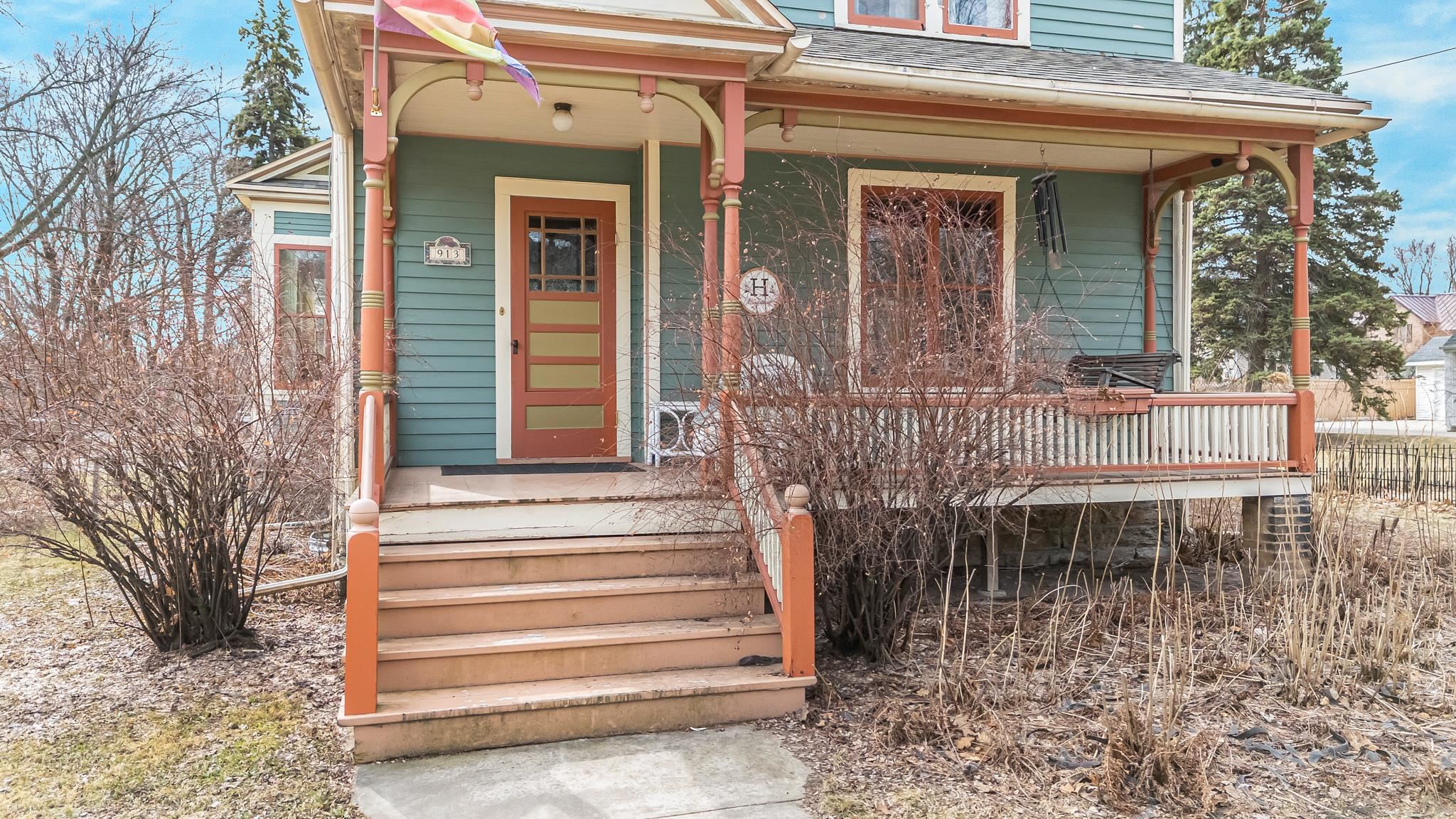 913 West 5th Street Appleton, WI 54914 - Photo 9 of 62