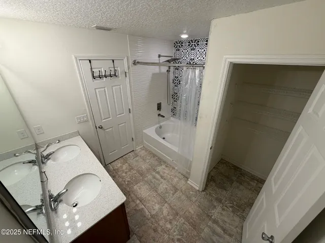 $420,000 | 7525 Sunnydale Lane, Jacksonville, FL 32256