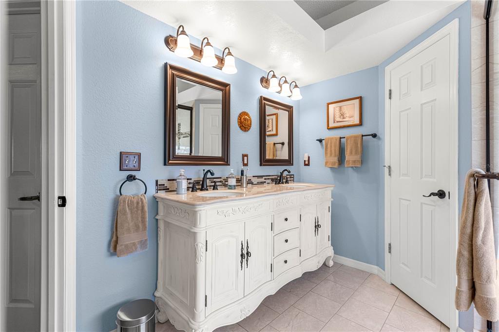 8430 Southwest 108th Pl Road Ocala, FL 34481 - Photo 17 of 46