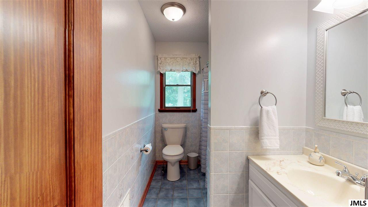 7504 Browns Lake Road Jackson, MI 49201 - Photo 24 of 36 Photo 24