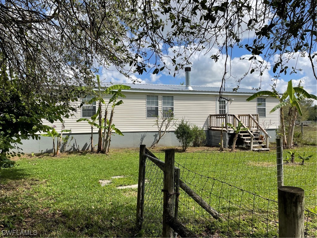 1065 Evans Road LaBelle, FL 33935 - Photo 5 of 50 Gallery Image 5