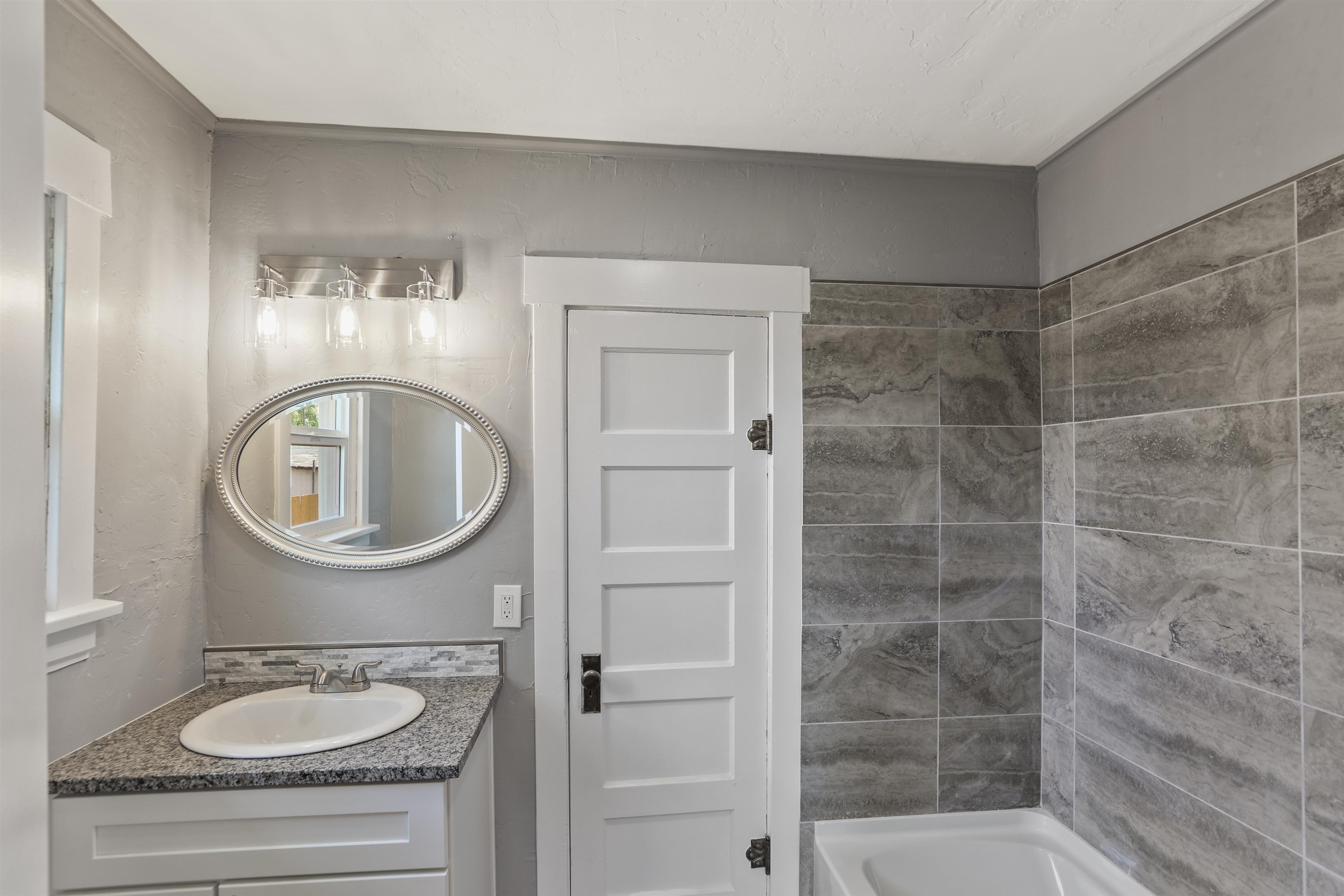 11 South Thor Street Spokane, WA 99202 - Photo 6 of 21