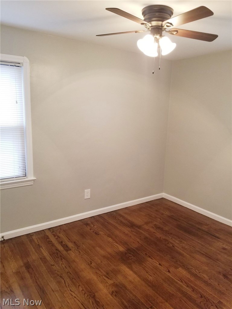 7411 Jameson Road Parma, OH 44129 - Photo 16 of 35