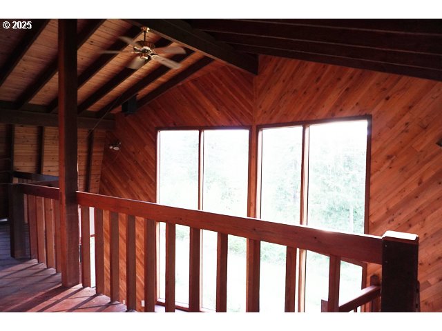 83247 Territorial Highway Eugene, OR 97405 - Photo 29 of 45 Bedroom, Owner's Suite