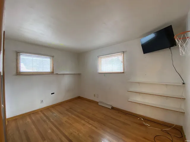 $259,900 | 56858 Mark Manor Drive, Elkhart, IN 46516