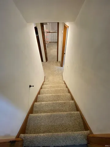 $259,900 | 56858 Mark Manor Drive, Elkhart, IN 46516