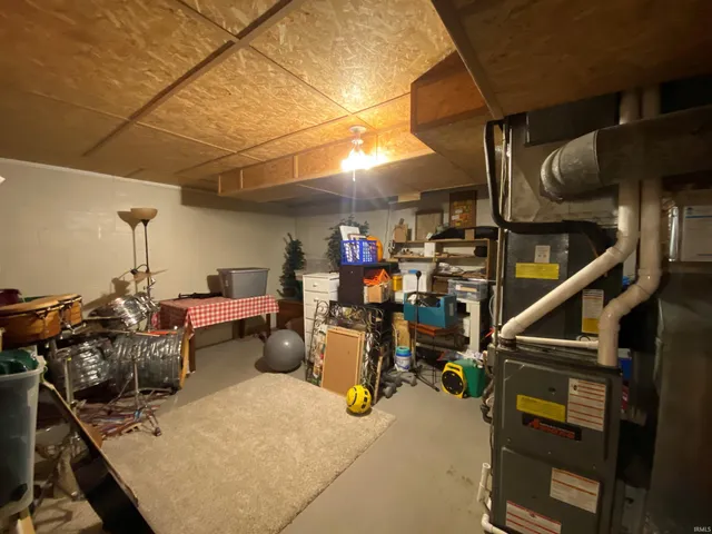 $259,900 | 56858 Mark Manor Drive, Elkhart, IN 46516