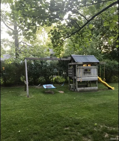 $259,900 | 56858 Mark Manor Drive, Elkhart, IN 46516