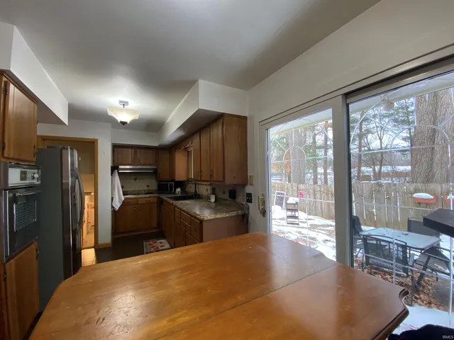 $259,900 | 56858 Mark Manor Drive, Elkhart, IN 46516