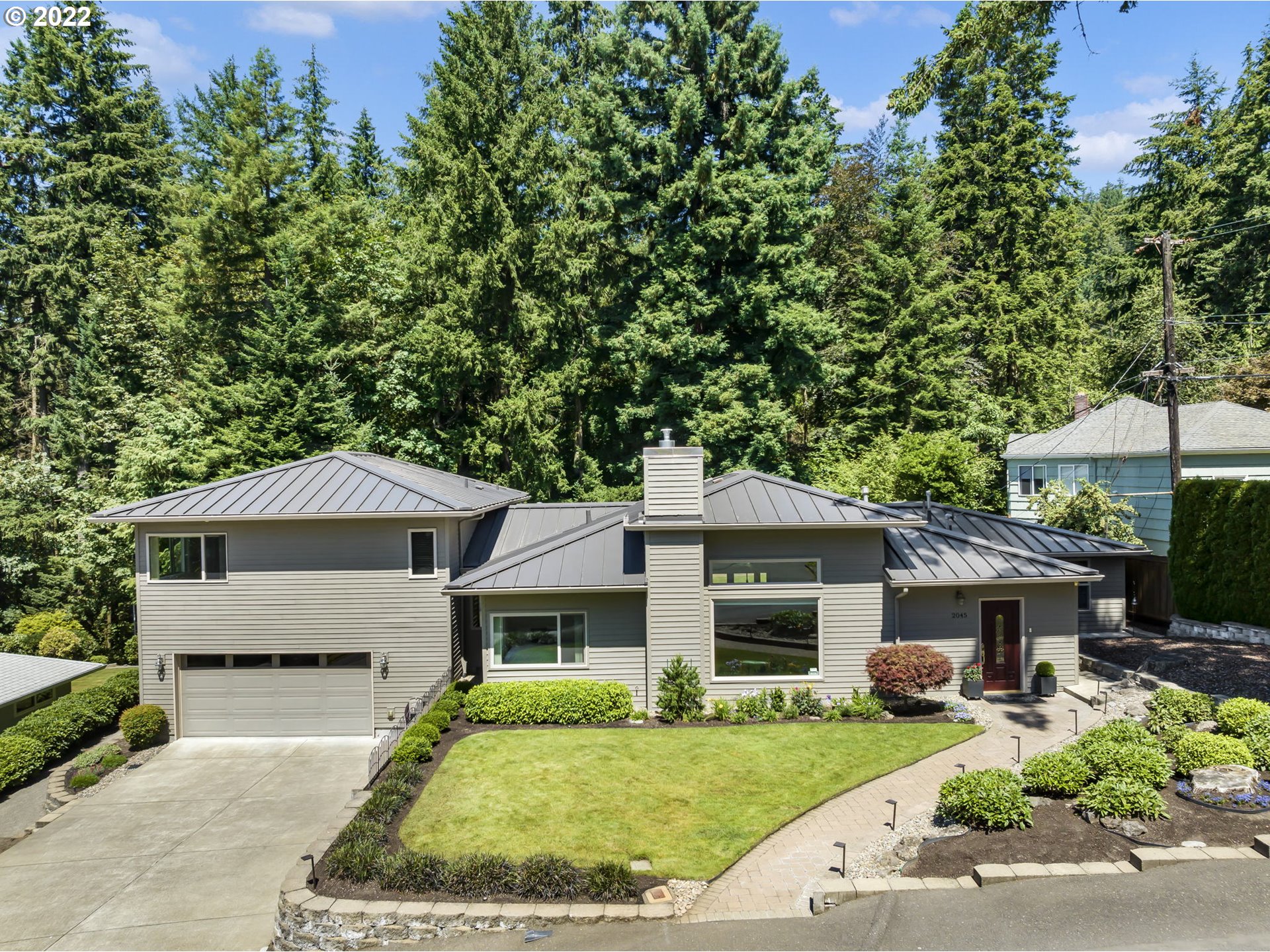 2045 Southwest Martha Street Portland, OR 97239 - Photo 1 of 23 Gallery Image 1