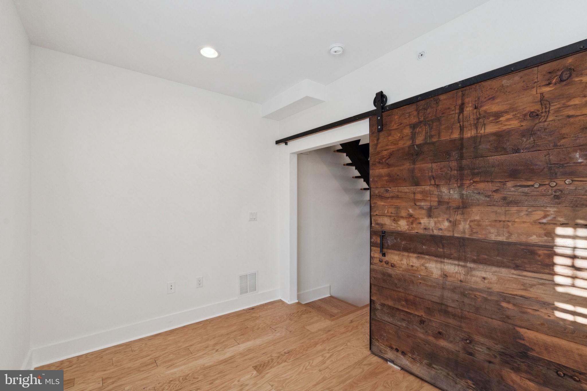 1825 Gerritt Street Philadelphia, PA 19146 - Photo 24 of 34 a view of empty room