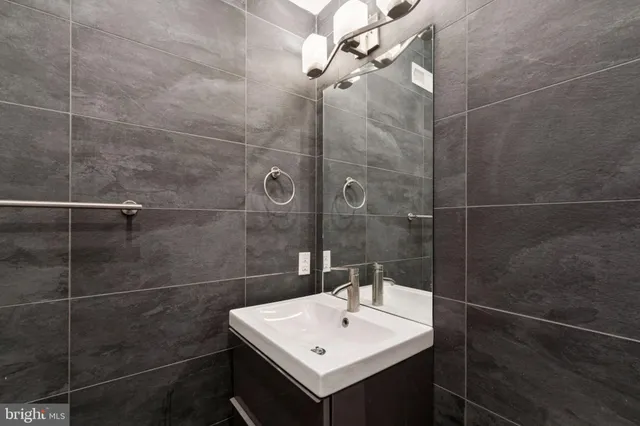 $469,000 | 1825 Gerritt Street, Philadelphia, PA 19146