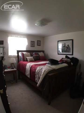 2477 Crane Road Fenton, MI 48430 - Photo 7 of 8 21150363-6.JPG
