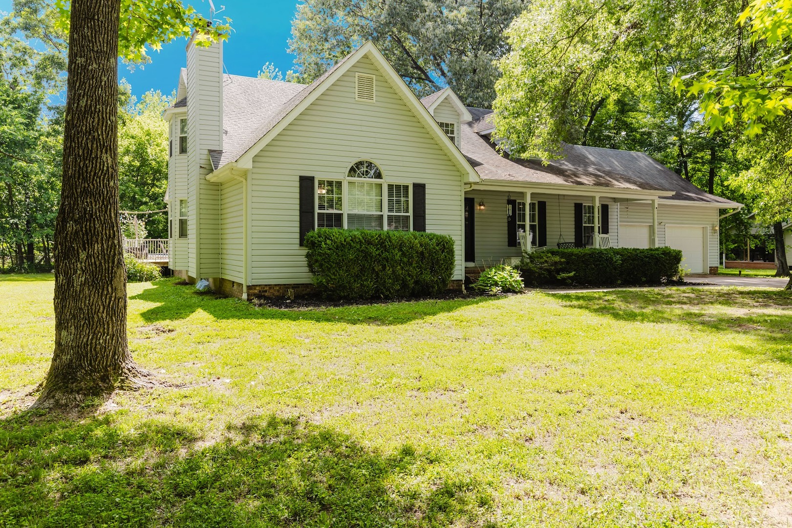 1816 Calico Road Marion, IL 62959 - Photo 2 of 49