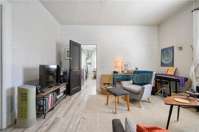 $525,000 | 815 McClure Street, Homestead, PA 15120