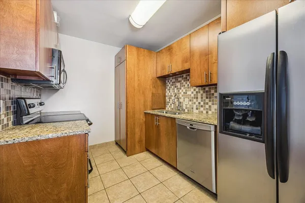 $150,000 | 2195 Poplar Avenue, Unit 303, Memphis, TN 38104
