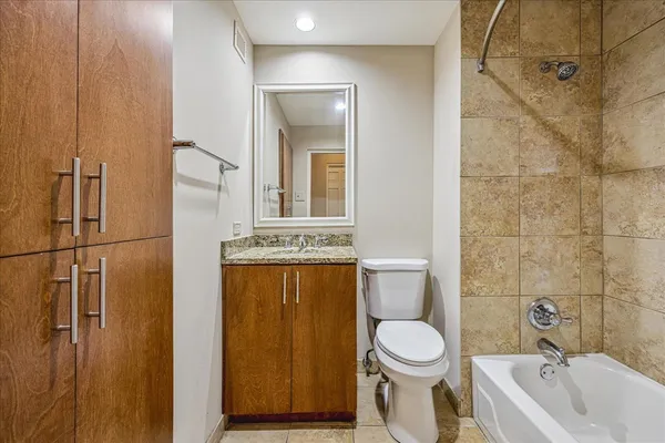 $150,000 | 2195 Poplar Avenue, Unit 303, Memphis, TN 38104