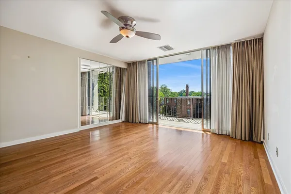 $150,000 | 2195 Poplar Avenue, Unit 303, Memphis, TN 38104