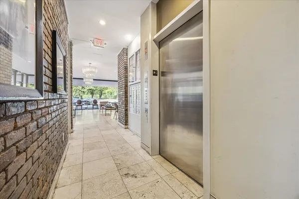 $150,000 | 2195 Poplar Avenue, Unit 303, Memphis, TN 38104