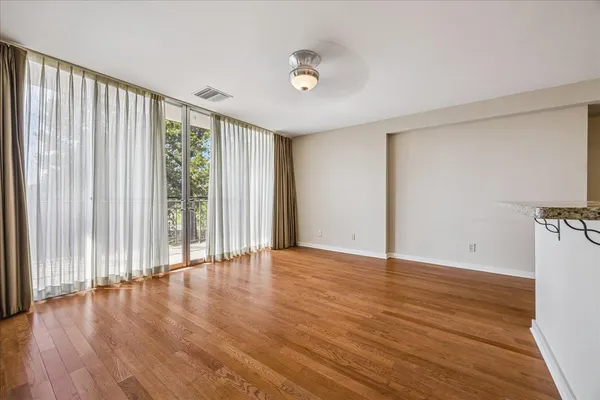 $150,000 | 2195 Poplar Avenue, Unit 303, Memphis, TN 38104