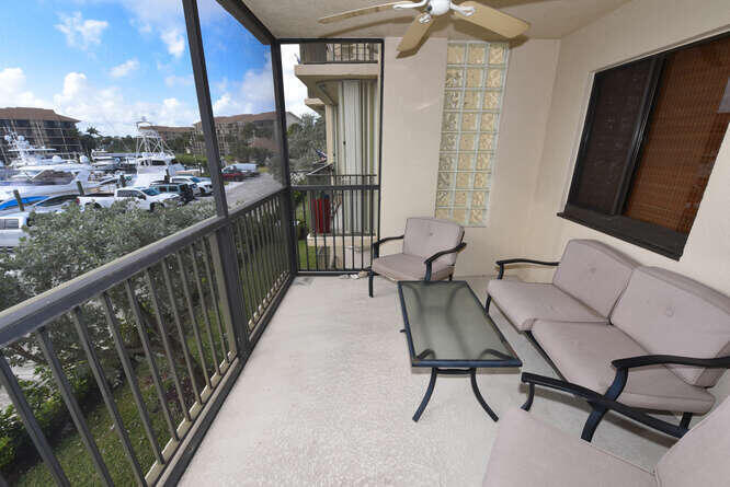 1401 Tidal Pointe Boulevard, Unit 202 Jupiter, FL 33477 - Photo 16 of 33 1401 Tidal Pointe Blvd Apt 202-small-023