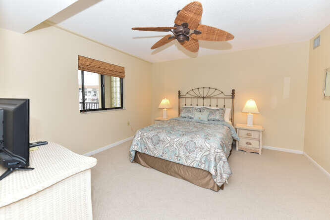 1401 Tidal Pointe Boulevard, Unit 202 Jupiter, FL 33477 - Photo 18 of 33 1401 Tidal Pointe Blvd Apt 202-small-015