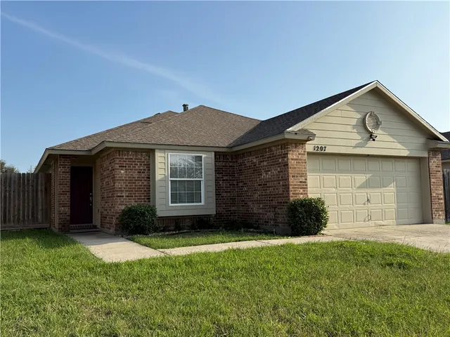 $249,900 | 1207 Sacramento Street, Portland, TX 78374