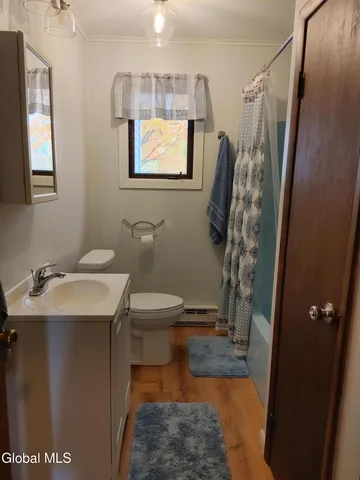 $315,900 | 81 Ferry Road, Crown Point, NY 12928