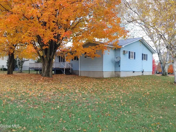 $315,900 | 81 Ferry Road, Crown Point, NY 12928