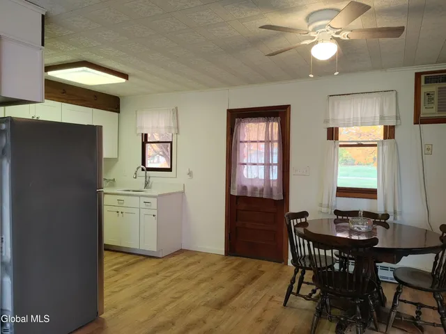 $315,900 | 81 Ferry Road, Crown Point, NY 12928