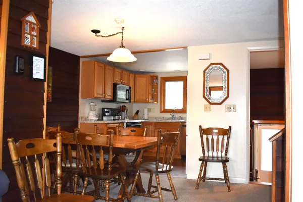 $475,000 | 32 Mountain View Drive, Cambridge, VT 05464