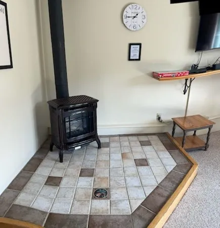 $475,000 | 32 Mountain View Drive, Cambridge, VT 05464