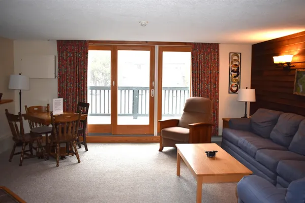 $475,000 | 32 Mountain View Drive, Unit 32, Cambridge, VT 05464