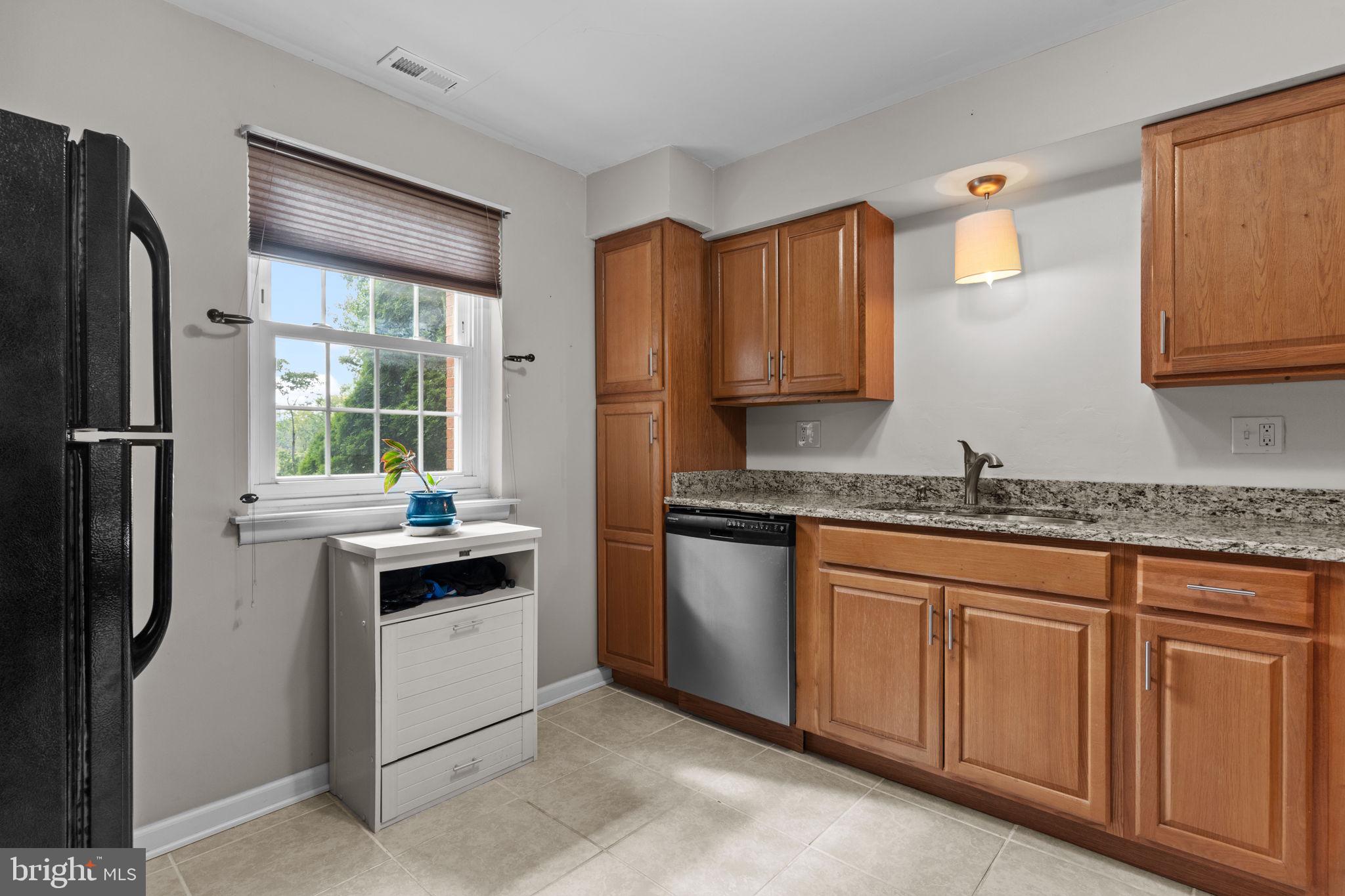 4000 Gypsy Lane, Unit 637 Philadelphia, PA 19129 - Photo 11 of 31