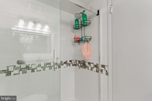 $262,000 | 4000 Gypsy Lane, Unit 637, Philadelphia, PA 19129