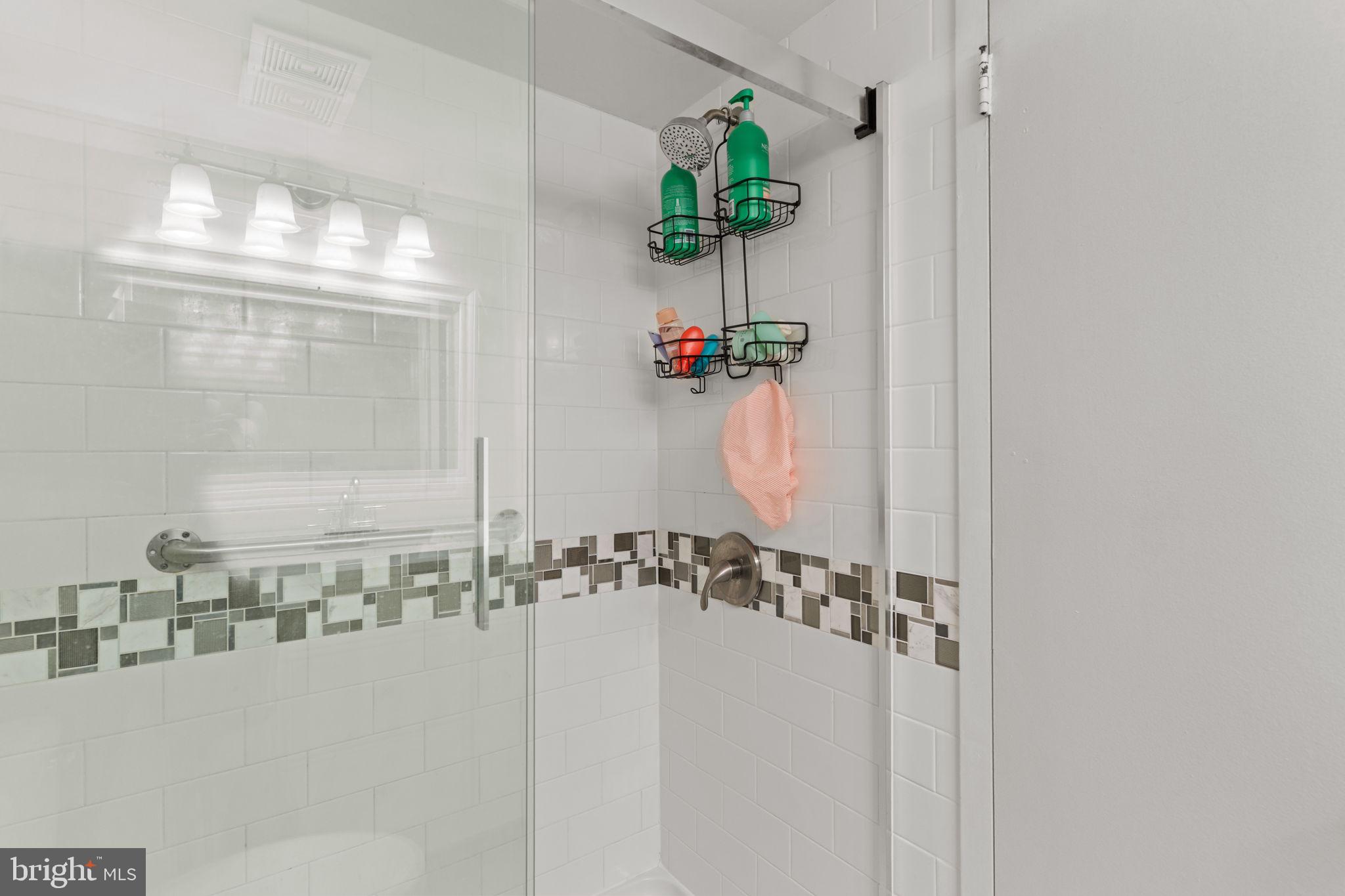 4000 Gypsy Lane, Unit 637 Philadelphia, PA 19129 - Photo 17 of 31