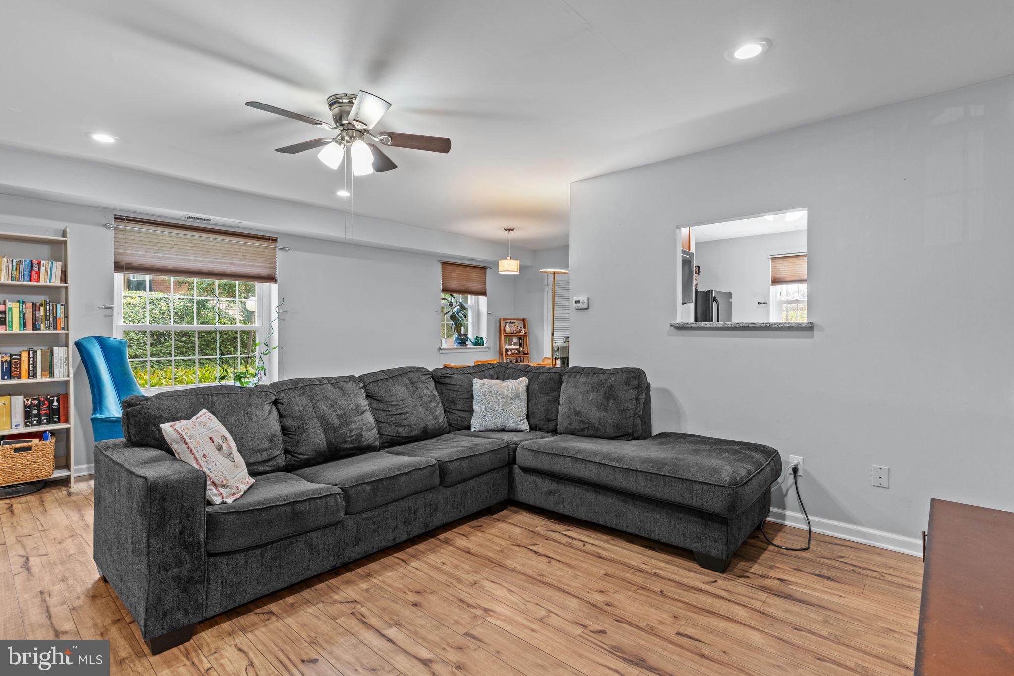 4000 Gypsy Lane, Unit 637 Philadelphia, PA 19129 - Photo 2 of 31