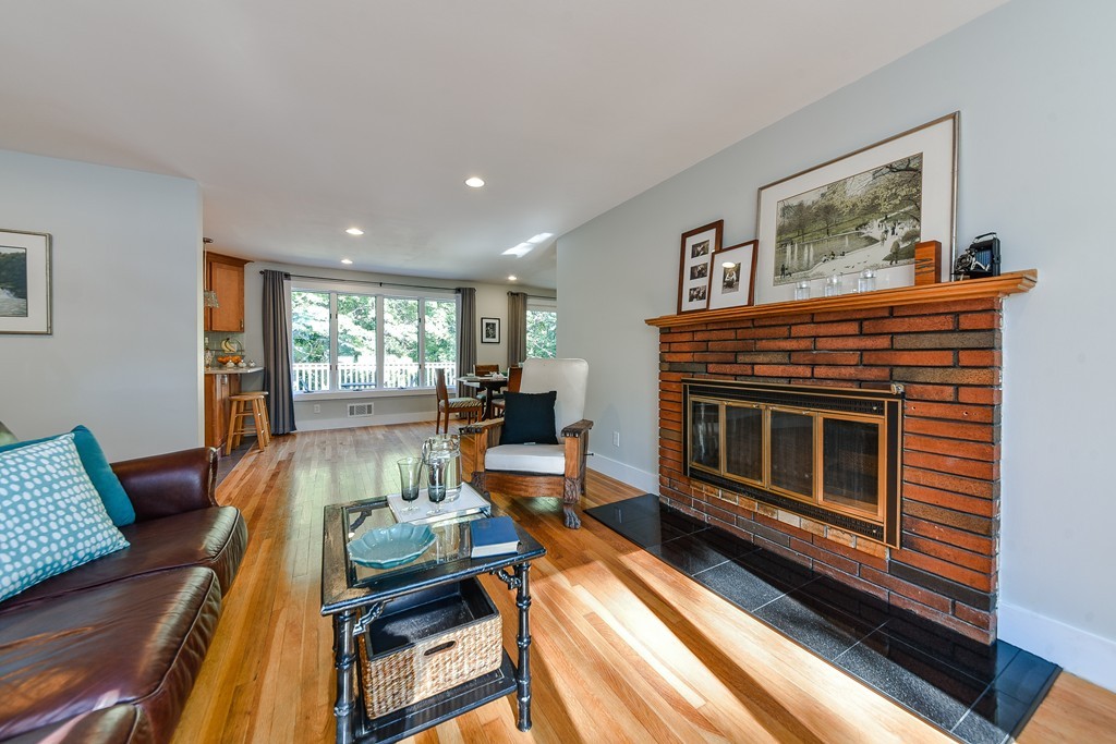 17 Brookvale Road Framingham, MA 01701 - Photo 5 of 22 Gallery Image 5