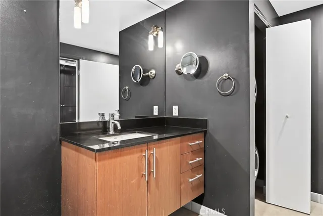 $665,000 | 530 South Hewitt Street, Unit 154, Los Angeles, CA 90013