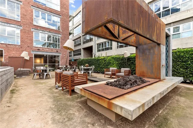 $665,000 | 530 South Hewitt Street, Unit 154, Los Angeles, CA 90013