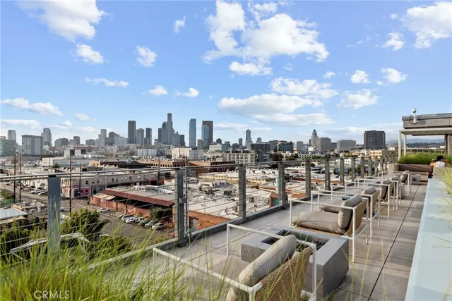 $665,000 | 530 South Hewitt Street, Unit 154, Los Angeles, CA 90013