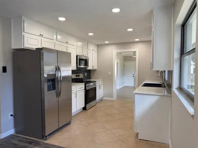 $2,300 | 575 Lake McCoy Drive, Apopka, FL 32712